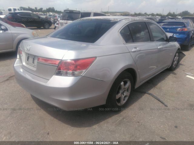 Photo 3 VIN: 1HGCP2F33CA218083 - HONDA ACCORD SDN 