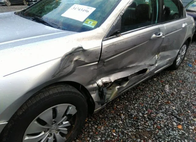 Photo 5 VIN: 1HGCP2F33CA230508 - HONDA ACCORD SDN 