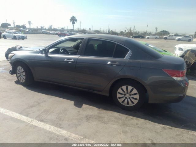 Photo 2 VIN: 1HGCP2F33CA242951 - HONDA ACCORD SDN 