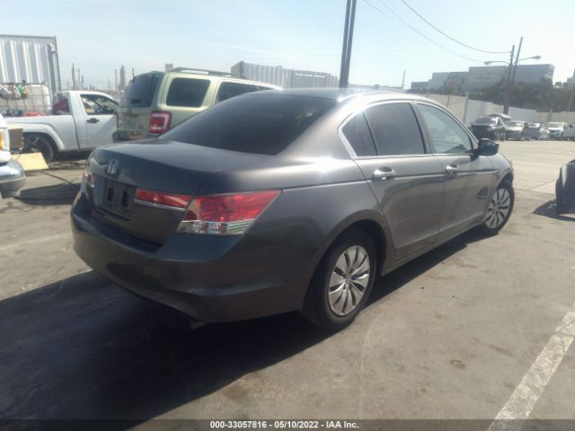 Photo 3 VIN: 1HGCP2F33CA242951 - HONDA ACCORD SDN 