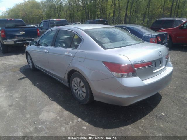 Photo 2 VIN: 1HGCP2F33CA243131 - HONDA ACCORD SDN 