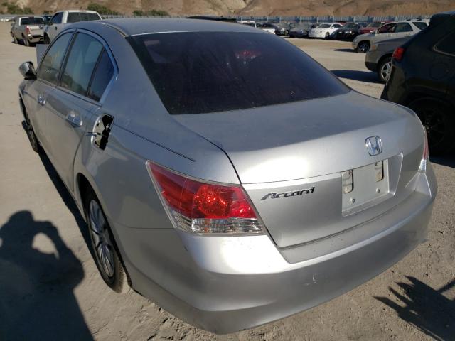 Photo 2 VIN: 1HGCP2F34AA011294 - HONDA ACCORD LX 