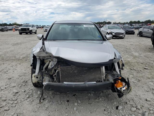 Photo 4 VIN: 1HGCP2F34AA015474 - HONDA ACCORD LX 