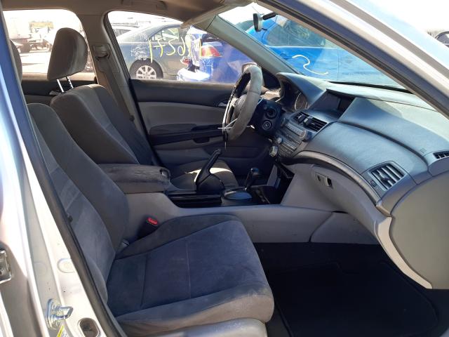 Photo 4 VIN: 1HGCP2F34AA025633 - HONDA ACCORD LX 