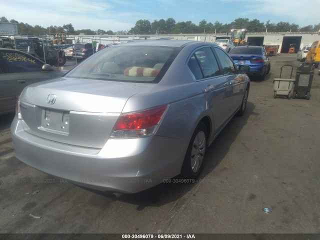 Photo 3 VIN: 1HGCP2F34AA025843 - HONDA ACCORD SDN 