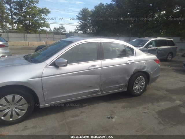 Photo 5 VIN: 1HGCP2F34AA025843 - HONDA ACCORD SDN 