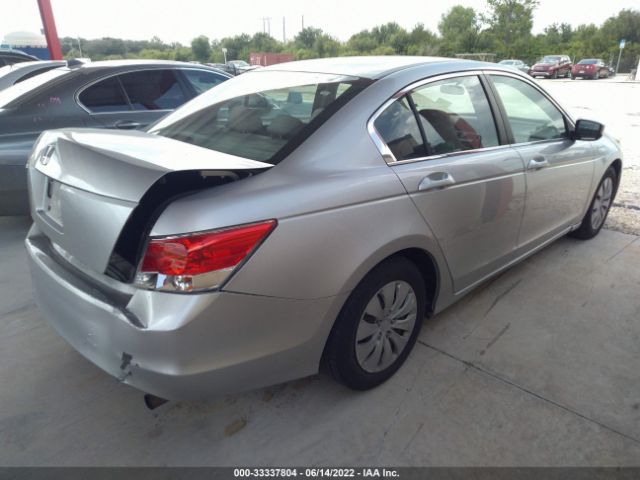 Photo 3 VIN: 1HGCP2F34AA040178 - HONDA ACCORD SDN 