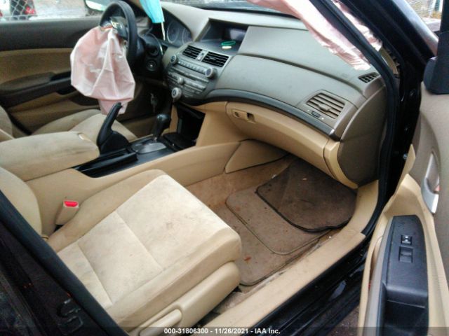 Photo 4 VIN: 1HGCP2F34AA045073 - HONDA ACCORD SDN 