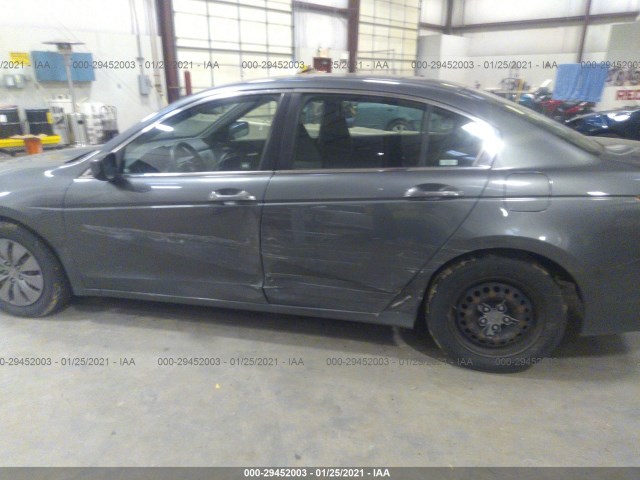 Photo 5 VIN: 1HGCP2F34AA071754 - HONDA ACCORD SDN 