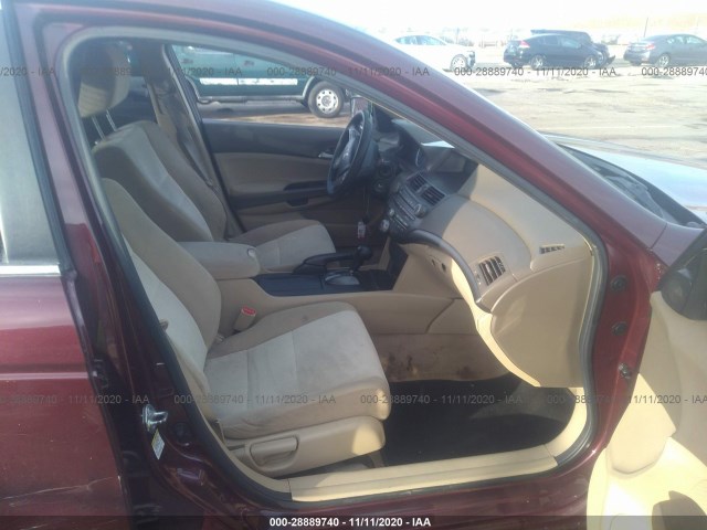 Photo 4 VIN: 1HGCP2F34AA079143 - HONDA ACCORD SDN 