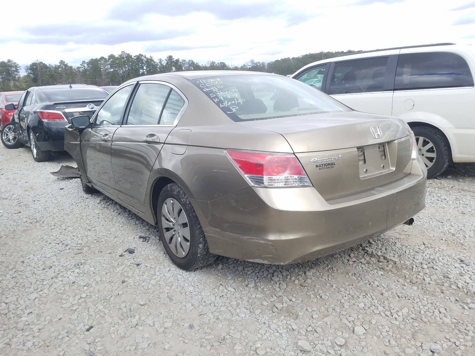 Photo 2 VIN: 1HGCP2F34AA089834 - HONDA ACCORD LX 