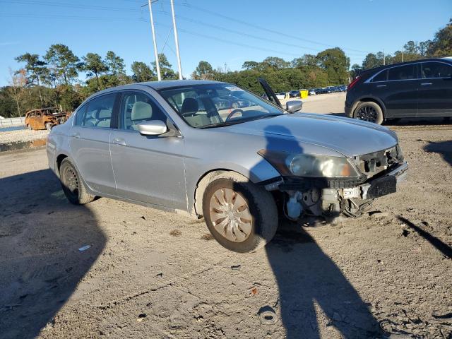 Photo 3 VIN: 1HGCP2F34AA095360 - HONDA ACCORD LX 