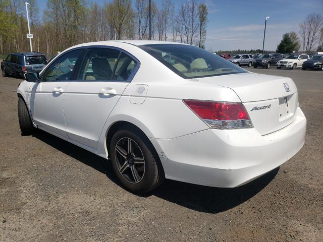 Photo 2 VIN: 1HGCP2F34AA096993 - HONDA ACCORD LX 