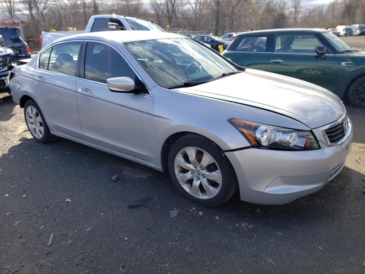 Photo 3 VIN: 1HGCP2F34AA112142 - HONDA ACCORD 