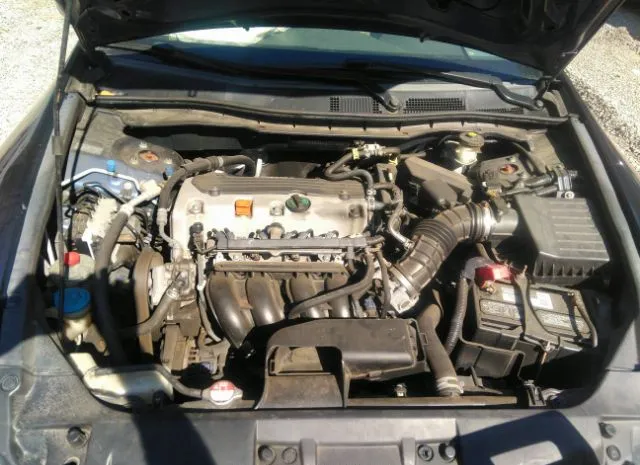 Photo 9 VIN: 1HGCP2F34AA141382 - HONDA ACCORD SDN 