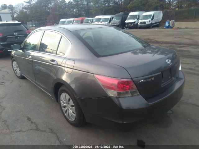 Photo 2 VIN: 1HGCP2F34AA147862 - HONDA ACCORD SDN 