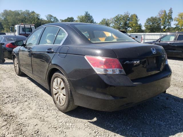 Photo 2 VIN: 1HGCP2F34AA186435 - HONDA ACCORD LX 