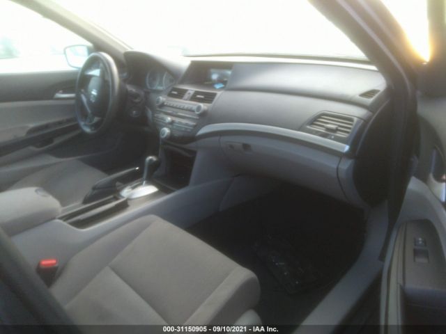 Photo 4 VIN: 1HGCP2F34BA020580 - HONDA ACCORD SDN 