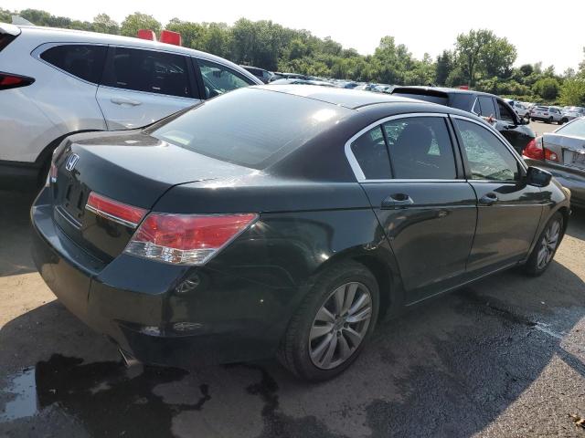 Photo 2 VIN: 1HGCP2F34BA022152 - HONDA ACCORD LX 