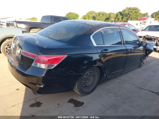 Photo 3 VIN: 1HGCP2F34BA056530 - HONDA ACCORD 