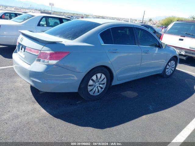 Photo 3 VIN: 1HGCP2F34BA056544 - HONDA ACCORD 