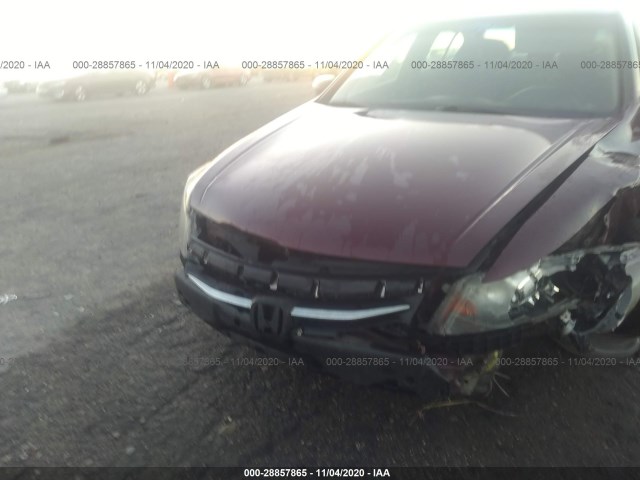 Photo 5 VIN: 1HGCP2F34BA122400 - HONDA ACCORD SDN 