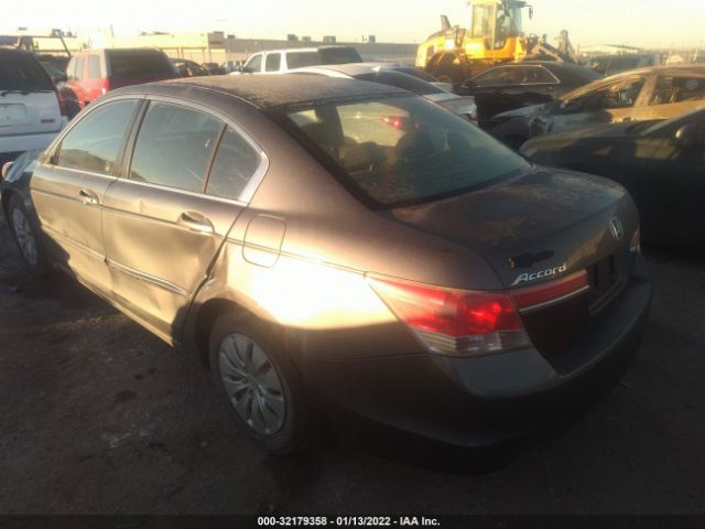 Photo 2 VIN: 1HGCP2F34BA142467 - HONDA ACCORD SDN 