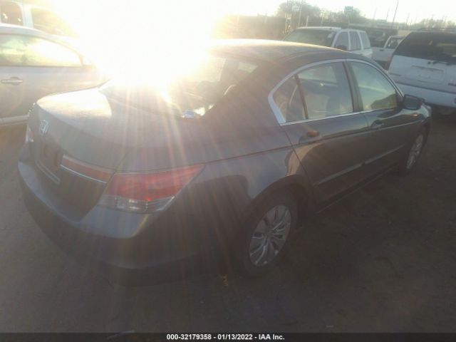 Photo 3 VIN: 1HGCP2F34BA142467 - HONDA ACCORD SDN 