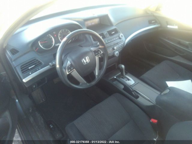 Photo 4 VIN: 1HGCP2F34BA142467 - HONDA ACCORD SDN 