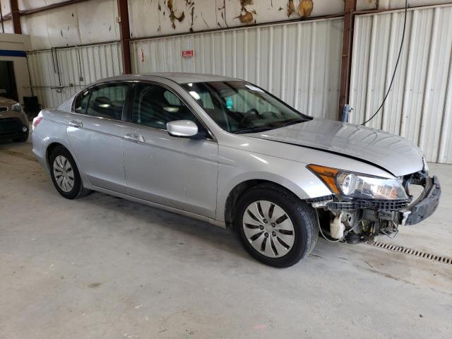 Photo 3 VIN: 1HGCP2F34BA145966 - HONDA ACCORD LX 