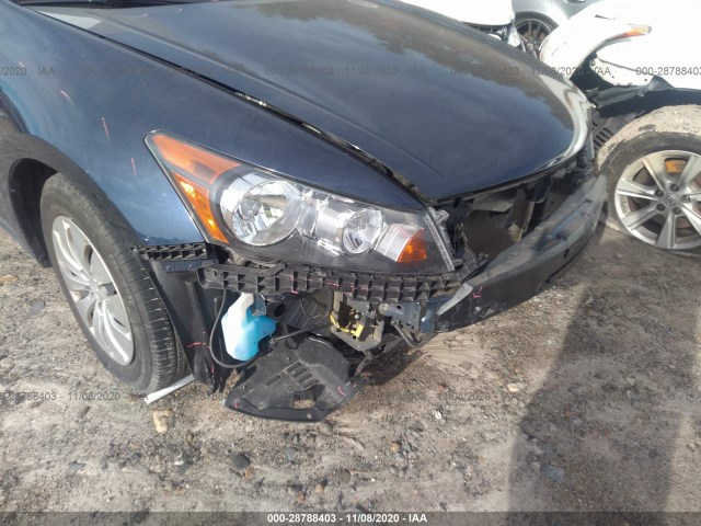 Photo 5 VIN: 1HGCP2F34BA157809 - HONDA ACCORD SDN 