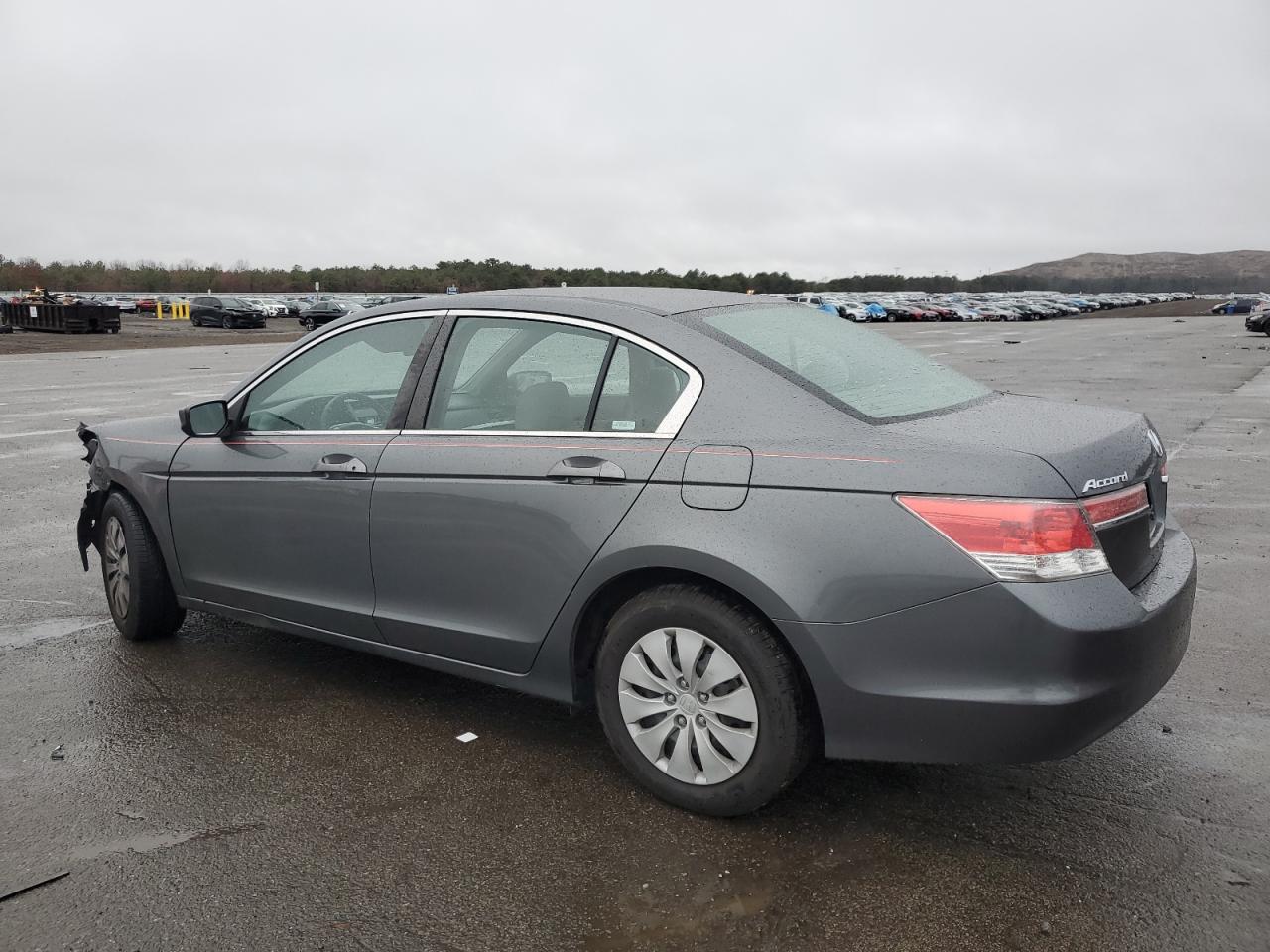 Photo 1 VIN: 1HGCP2F34CA063348 - HONDA ACCORD 