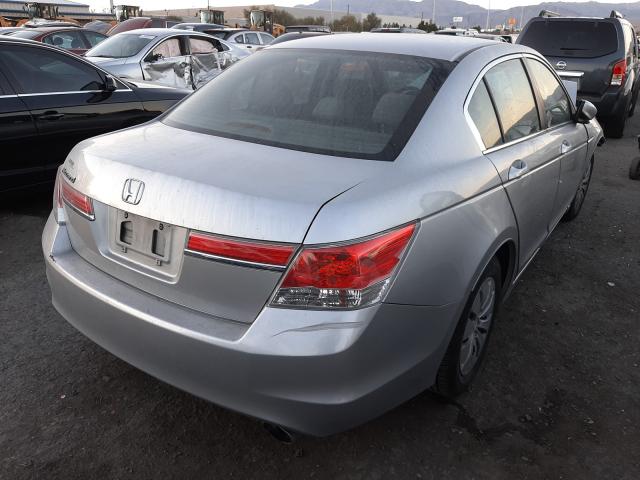 Photo 3 VIN: 1HGCP2F34CA076875 - HONDA ACCORD LX 