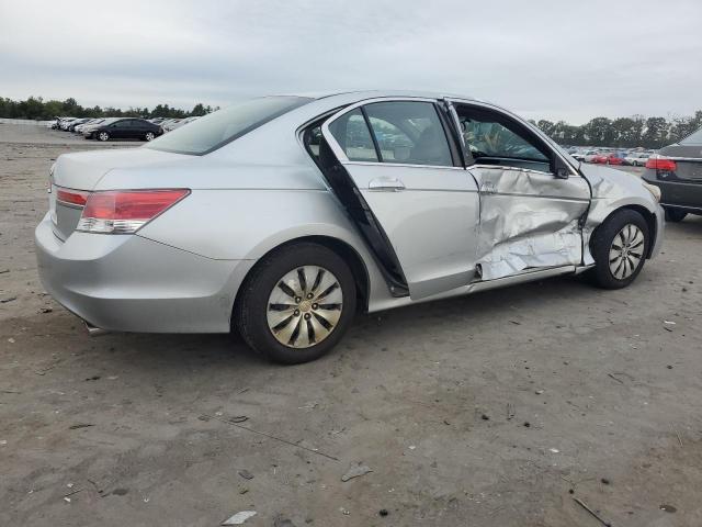 Photo 2 VIN: 1HGCP2F34CA080716 - HONDA ACCORD LX 