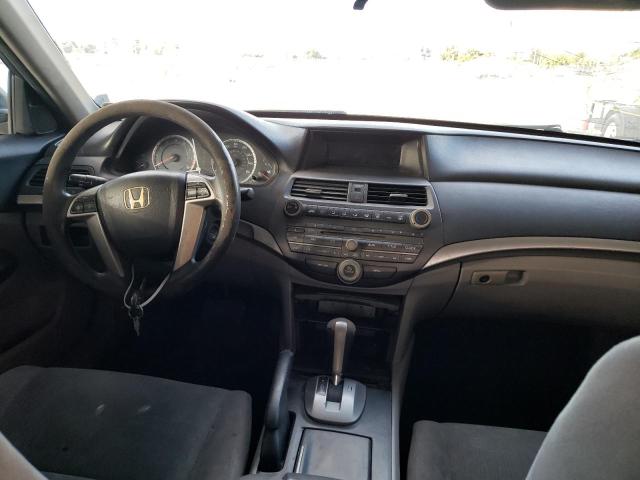 Photo 8 VIN: 1HGCP2F34CA099394 - HONDA ACCORD SDN 