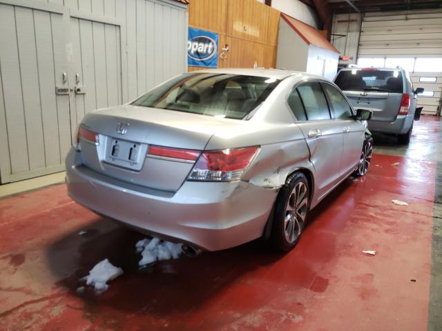 Photo 3 VIN: 1HGCP2F34CA100513 - HONDA ACCORD LX 