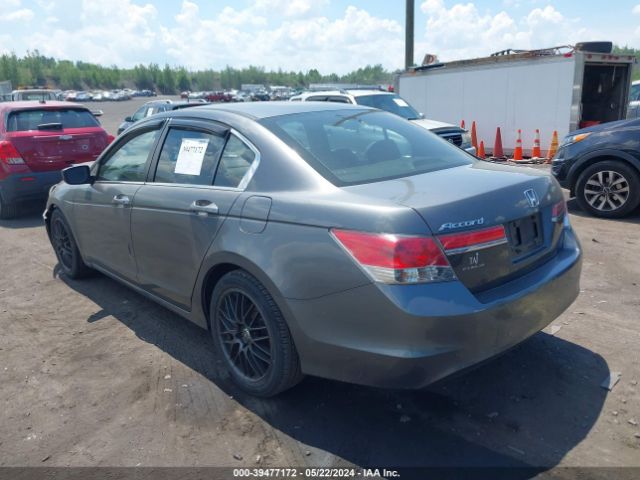 Photo 2 VIN: 1HGCP2F34CA125864 - HONDA ACCORD 