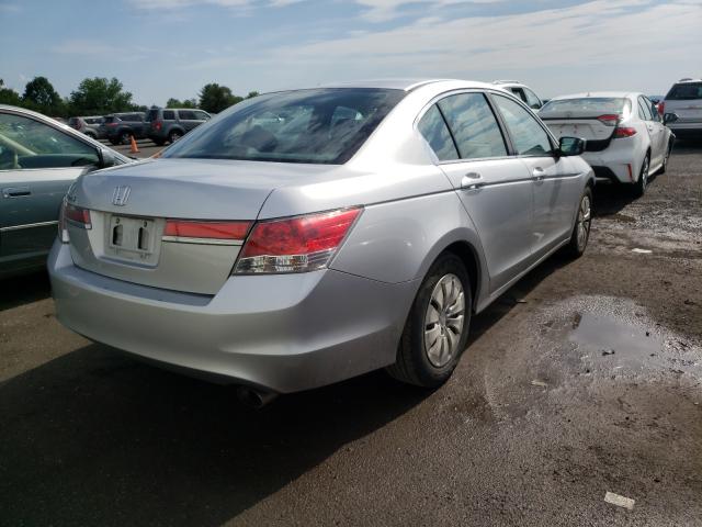 Photo 3 VIN: 1HGCP2F34CA240805 - HONDA ACCORD LX 