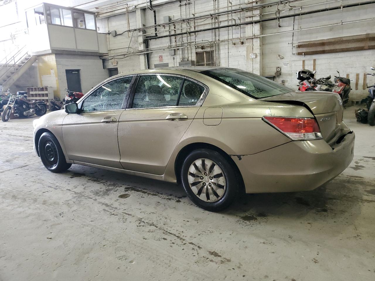 Photo 1 VIN: 1HGCP2F35AA003785 - HONDA ACCORD 