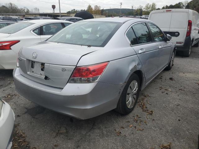 Photo 2 VIN: 1HGCP2F35AA013510 - HONDA ACCORD LX 