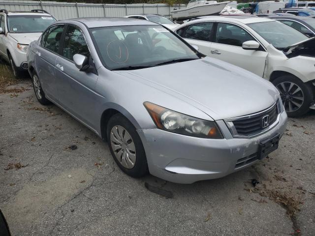 Photo 3 VIN: 1HGCP2F35AA013510 - HONDA ACCORD LX 