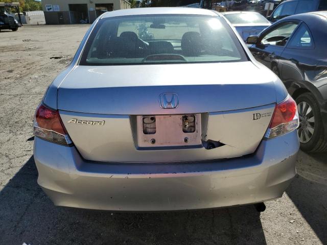 Photo 5 VIN: 1HGCP2F35AA013510 - HONDA ACCORD LX 