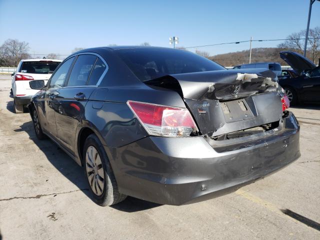 Photo 2 VIN: 1HGCP2F35AA026564 - HONDA ACCORD LX 