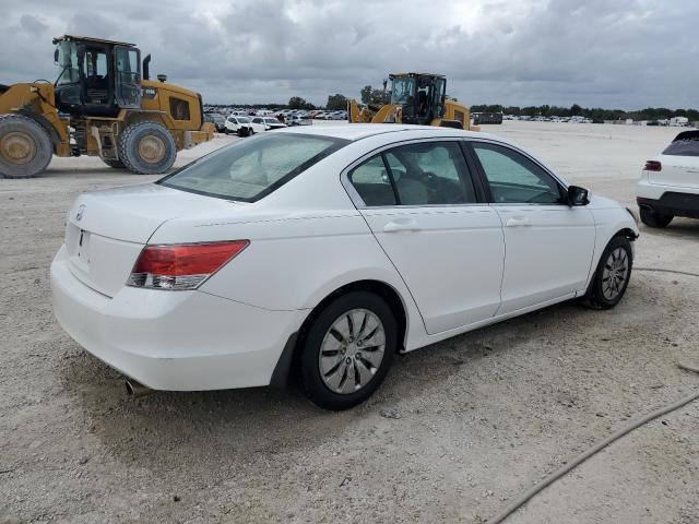 Photo 2 VIN: 1HGCP2F35AA049083 - HONDA ACCORD 