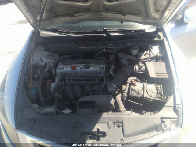 Photo 9 VIN: 1HGCP2F35AA076266 - HONDA ACCORD SDN 