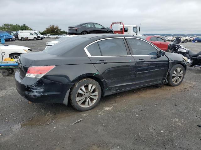 Photo 2 VIN: 1HGCP2F35AA121576 - HONDA ACCORD LX 