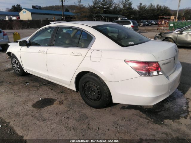 Photo 2 VIN: 1HGCP2F35AA129211 - HONDA ACCORD SDN 