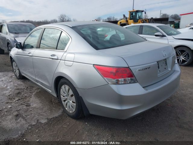 Photo 2 VIN: 1HGCP2F35AA130228 - HONDA ACCORD 