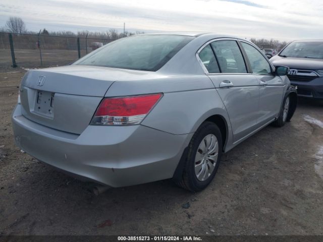 Photo 3 VIN: 1HGCP2F35AA130228 - HONDA ACCORD 