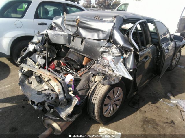 Photo 3 VIN: 1HGCP2F35AA131136 - HONDA ACCORD SDN 